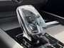 Volvo XC60 2.0 T6 Plug-in hybrid AWD Ultra Black Edition | Facelift | Harman Kardon Audio | Head-up Display | 360 Graden Camera | Panoramadak | Lichtmetalen Velgen 21 inch | Elektrisch Verstelbare Voorstoelen | Keyless Entry | BLIS