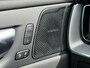 Volvo XC60 2.0 T6 Plug-in hybrid AWD Ultra Black Edition | Facelift | Harman Kardon Audio | Head-up Display | 360 Graden Camera | Panoramadak | Lichtmetalen Velgen 21 inch | Elektrisch Verstelbare Voorstoelen | Keyless Entry | BLIS