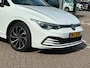 Volkswagen Golf 1.0 eTSI Life Business/DIGTAAL Cockpit/CAMERA/CARPLAY/SFEERVERLICHTING!!