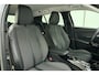 Peugeot e-2008 EV Allure Pack 50 kWh 136 pk| Navigatie | 3d i-Cockpit | Stoelverwarming | Camera achter | Cruise Control