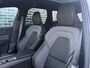Volvo XC60 2.0 T6 Plug-in hybrid AWD Ultra Black Edition | Facelift | Harman Kardon Audio | Head-up Display | 360 Graden Camera | Panoramadak | Lichtmetalen Velgen 21 inch | Elektrisch Verstelbare Voorstoelen | Keyless Entry | BLIS