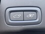 Volvo XC60 2.0 T6 Plug-in hybrid AWD Ultra Black Edition | Facelift | Harman Kardon Audio | Head-up Display | 360 Graden Camera | Panoramadak | Lichtmetalen Velgen 21 inch | Elektrisch Verstelbare Voorstoelen | Keyless Entry | BLIS