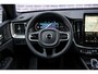Volvo XC60 2.0 T6 Plug-in hybrid AWD Plus Black Edition | Facelift | Harman Kardon Audio | Head-up Display | 360 Graden Camera | Panoramadak | Lichtmetalen Velgen 21 inch | Elektrisch Verstelbare Voorstoelen | Keyless Entry | BLIS