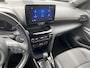 Toyota Yaris Cross 1.5 Hybrid Adventure Dodehoekdetectie, HUD, keyless, parkeersensoren v&a, navigatie, Apple CarPlay/Android Auto, dodehoek detectie, achteruitrij camera
