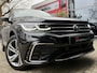 Volkswagen Tiguan 1.4 TSI eHybrid *!* 2x R-LINE *!* NAVI/ IQ LED/ CAMERA/ 19 INCH/ TREKHAAK *!*
