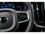 Volvo XC60 2.0 T6 Plug-in hybrid AWD Ultra Black Edition | Facelift | Harman Kardon Audio | Head-up Display | 360 Graden Camera | Panoramadak | Lichtmetalen Velgen 21 inch | Elektrisch Verstelbare Voorstoelen | Keyless Entry | BLIS