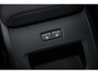 Volvo XC60 2.0 T6 Plug-in hybrid AWD Ultra Black Edition | Facelift | Harman Kardon Audio | Head-up Display | 360 Graden Camera | Panoramadak | Lichtmetalen Velgen 21 inch | Elektrisch Verstelbare Voorstoelen | Keyless Entry | BLIS
