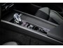 Volvo XC60 2.0 T6 Plug-in hybrid AWD Ultra Black Edition | Facelift | Harman Kardon Audio | Head-up Display | 360 Graden Camera | Panoramadak | Lichtmetalen Velgen 21 inch | Elektrisch Verstelbare Voorstoelen | Keyless Entry | BLIS