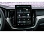 Volvo XC60 2.0 T6 Plug-in hybrid AWD Ultra Black Edition | Facelift | Harman Kardon Audio | Head-up Display | 360 Graden Camera | Panoramadak | Lichtmetalen Velgen 21 inch | Elektrisch Verstelbare Voorstoelen | Keyless Entry | BLIS