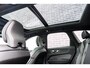 Volvo XC60 2.0 T6 Plug-in hybrid AWD Ultra Black Edition | Facelift | Harman Kardon Audio | Head-up Display | 360 Graden Camera | Panoramadak | Lichtmetalen Velgen 21 inch | Elektrisch Verstelbare Voorstoelen | Keyless Entry | BLIS