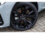 Volvo XC60 2.0 T6 Plug-in hybrid AWD Ultra Black Edition | Facelift | Harman Kardon Audio | Head-up Display | 360 Graden Camera | Panoramadak | Lichtmetalen Velgen 21 inch | Elektrisch Verstelbare Voorstoelen | Keyless Entry | BLIS