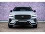 Volvo XC60 2.0 T6 Plug-in hybrid AWD Ultra Black Edition | Facelift | Harman Kardon Audio | Head-up Display | 360 Graden Camera | Panoramadak | Lichtmetalen Velgen 21 inch | Elektrisch Verstelbare Voorstoelen | Keyless Entry | BLIS
