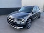 Kia Niro Hybrid 1.6 GDi DynamicPlusLine Edition Dodehoek detectie, navigatie, 18" LMV, Apple CarPlay/Android Auto, parkeersensoren, elektr. achterklep, stoel- & stuurverwarming