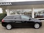 Peugeot 308 SW 1.2T 110pk Style | Panoramadak | DAB radio | 1e eigenaar | Dealeronderhouden | Parkeersensoren | Trekhaak | Climate Control | Navigatie | Cruise Control