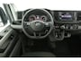 Volkswagen Crafter 2.0 TDI L3H3 140PK | Aut. | 3000KG Trekgew. | Airco | Adap. Cruise | Camera | Carplay | Parkeersens.