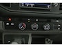 Volkswagen Crafter 2.0 TDI L3H3 140PK | Aut. | 3000KG Trekgew. | Airco | Adap. Cruise | Camera | Carplay | Parkeersens.