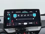 Volkswagen ID.3 Pro Business 59 kWh | Camera | Navigatie | ACC | 19'' | Stuur-/Stoelverwarming | IQ-Light |
