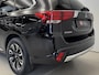 Mitsubishi Outlander 2.0 PHEV Instyle+ | Schuifdak | Trekhaak | Leder | Rijklaarprijs