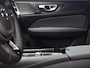 Volvo V60 T6 AWD Plug-in hybrid Plus Dark / Trekhaak / 360 camera / elektr. verst. contourstoelen / stuur-,stoel-, voorruit verw. / Harman Kardon audio / Keyless drive
