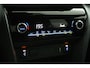 Toyota Yaris Cross 1.5 Hybrid Dynamic | Stoelverwarming voor | Stuurwielverwarming | Apple Carplay/ Android Auto | Camera Achter |