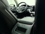Volvo V60 B4 211pk Plus Bright / Panoramadak / Full-LED / Trekhaak / Elektr. Stoelen / Adapt. Cruise / BLIS / Stoel + Stuur. Verwarming / 18'' / Getint glas / Keyless /