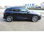 Ford Kuga 1.5 EcoBoost ST-Line X , 150pk 1800 Trekgewicht Cilmate control , Camera , Stoel,Stuur en Voorruit verwarming Navigatie , Trekhaak , Elek.verstelbare bestuurders stoel