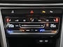 Volkswagen T-Roc 1.5 TSI Life Edition Automaat l ACC l Led l PDC l Stoelverwarming l Carplay