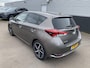 Toyota Auris 1.8 Hybrid Dynamic Navigatie, achteruitrij camera, cruise control, keyless entry- & start, automaat!