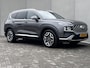 Hyundai Santa Fe 1.6 T-GDI PHEV 5p Premium Plus Sky / Fabrieksgarantie tot 11-2026 / 1.350 kg trekgewicht / Pano schuifdak / Leder / HUD / Camera 360° / Stuur-, stoel- en achterbankverwarming / Stoelventilatie / Apple Carplay Android / Winterwielen inclusief /