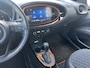 Toyota Aygo X 1.0 VVT-i S-CVT Limited Zeer lage KM stand! Parkeersensoren, JBL, achteruitrij camera, stoelverwarming, navigatie Apple CarPlay/Android Auto, NL-auto & automaat!