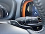 Toyota Aygo X 1.0 VVT-i S-CVT Limited Zeer lage KM stand! Parkeersensoren, JBL, achteruitrij camera, stoelverwarming, navigatie Apple CarPlay/Android Auto, NL-auto & automaat!