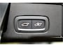 Volvo XC60 2.0 T8 AWD 335kW/456pk Aut8 Recharge LONG RANGE Ultimate Dark LUCHTVERING + HARMAN/KARDON + PANORAMADAK + BLIS + EL.TREKHAAK + PILOT ASSIST + ADAPT.CRUISE + LANE ASSIST + STOEL-&STUURVERWARMING + CAMERA + KEYLESS + PARKSENSOREN + 20" LM-VELGEN!!