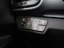Kia Stonic 1.0 T-GDi MHEV DynamicLine | Trekhaak | Parkeercamera | Apple Carplay/Android Auto | Climate Control | Cruise control |