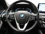 BMW 5-Serie Touring 530e xDrive Luxury Line PHEV 293pk Dealer O.H. | Panodak | Head Up | Camera | Lederen Comfortzetels Massage & Memory | Laser LED | Sfeerverlichting | Stuur Verwarmd | Keyless | Apple Carplay | Plug In Hybrid