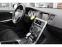 Volvo V60 T3 Automaat Momentum | Camera | Trekhaak | Cruise control | Electrische climate control |