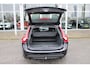 Volvo V60 T3 Automaat Momentum | Camera | Trekhaak | Cruise control | Electrische climate control |
