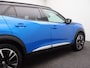 Peugeot e-2008 EV Allure 50 kWh | Panoramadak | Stoelverwarming | Trekhaak | Dodehoekbewaking | Achteruitrijcamera | Alcantara Bekleding