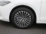 Volkswagen Passat Variant 1.5 eTSI Elegance Business | Direct leverbaar | LED Matrix koplampen | Achterklep elektrisch te openen | Keyless Access | Stoelverwarming | Stuurwielverwarming | Voorstoelen Ergo-Active