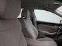 Volkswagen Passat Variant 1.5 eTSI Elegance Business | Direct leverbaar | LED Matrix koplampen | Achterklep elektrisch te openen | Keyless Access | Stoelverwarming | Stuurwielverwarming | Voorstoelen Ergo-Active
