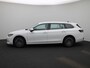Volkswagen Passat Variant 1.5 eTSI Elegance Business | Direct leverbaar | LED Matrix koplampen | Achterklep elektrisch te openen | Keyless Access | Stoelverwarming | Stuurwielverwarming | Voorstoelen Ergo-Active