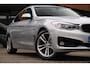 BMW 3-Serie Gran Turismo 320i High Executive|Rijklaar!|Nw.Ketting|Pano|Camera|Keyless|Xenon