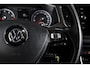 Volkswagen T-Roc 1.5 TSI 150 PK Style Business - Automaat | Adapt. Cruise | Stoelverw. | PDC | Camera | NAV + App. Connect | LED | ECC | Trekhaak | LM 17" |