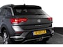 Volkswagen T-Roc 1.5 TSI 150 PK Style Business - Automaat | Adapt. Cruise | Stoelverw. | PDC | Camera | NAV + App. Connect | LED | ECC | Trekhaak | LM 17" |