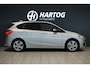 BMW 2-Serie Active Tourer 220i Sport *dealer onderhouden* + STOELVERWARMING / NAVI / LED