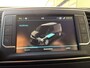 Opel Vivaro-e DC 75 kWh (Stoelverwarming - 2x Schuifdeuren - Keyless Entry - Laadruimte betimmering - Automatische Airco - Navigatie - Parkeersensoren V+A - Apple Carplay)