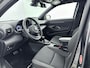 Toyota Yaris Cross 1.5 Hybrid Dynamic | Apple Carplay / Android Auto | Stoel-/stuurverwarming | Verwarmbare voorruit | Parkeersensoren voor/achter | Adaptive Cruise | Full LED | Keyless | Clima | Camera | 17 inch