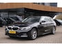 BMW 3-Serie Touring 318i Executive Edition|Rijklaar!|Apple Carplay+Android Auto|1e Eigenaar|Dealeronderhouden|PDC|DAB