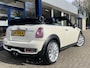 MINI Cooper S Mini Cabrio 1.6 Chili / NL-Auto / 184 PK / Vol-Leder / Stoelverwarming / Cruise-Control / Climate-Control / Radio-Bluetooth / Navi / PDC-Achter / 17'' LMV / All-Season / ENZ.