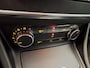 Mercedes-Benz A-klasse 180 4U3 | Ambient Lighting | Climate Control