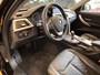 BMW 3-Serie 318i High Executive * SCHUIFDAK * TREKHAAK * LEDEREN BEKLEDING